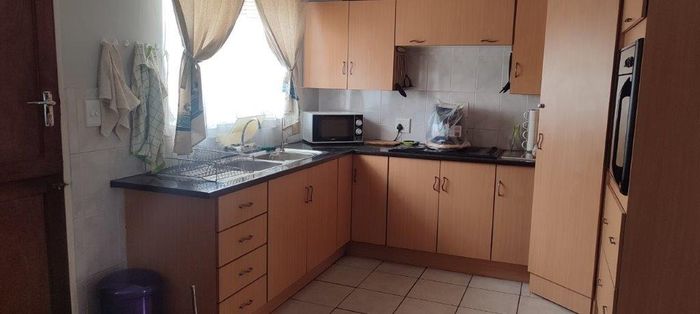 Koster Central House For Sale: 3 bedrooms, borehole, security, and entertainment area.