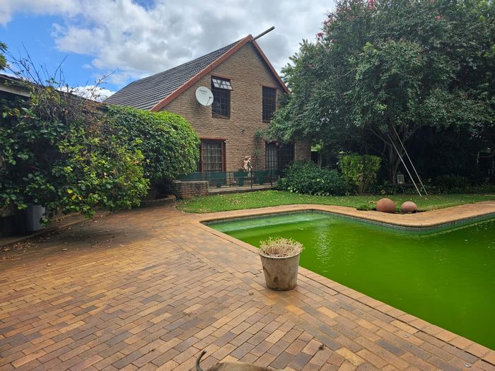 For Sale: 5.5-hectare farm in Waterkloof AH with dual homes and versatile amenities.
