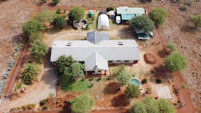 Northam Central Farm For Sale: Two houses, wildlife views, secure estate amenities.