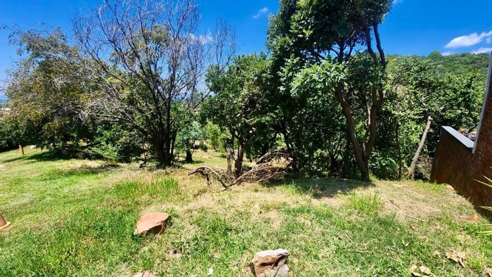 Vacant Land Residential For Sale in Cashan, 1083m² in secure Rockcliff Estate.