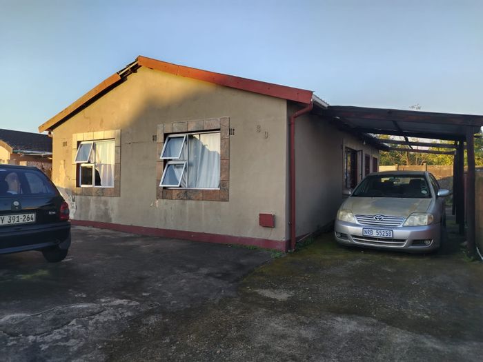 For Sale: 3-bedroom house in Brackenham with open-plan living and expansion potential.