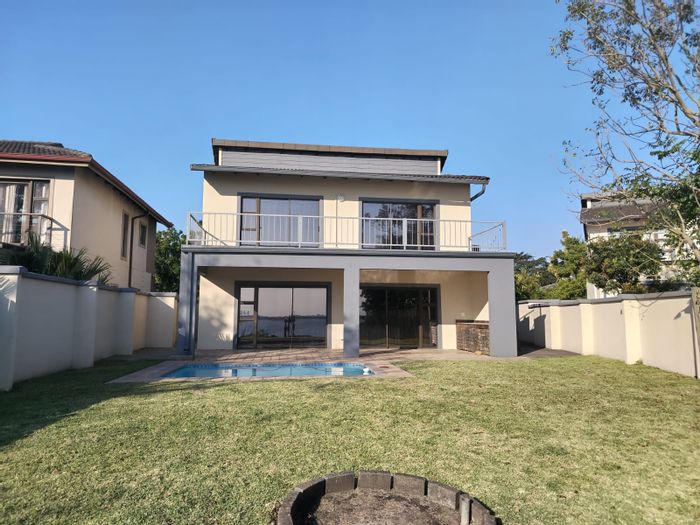 For Sale: House in Mzingazi Golf Estate with 3 en-suites, pool, and study.