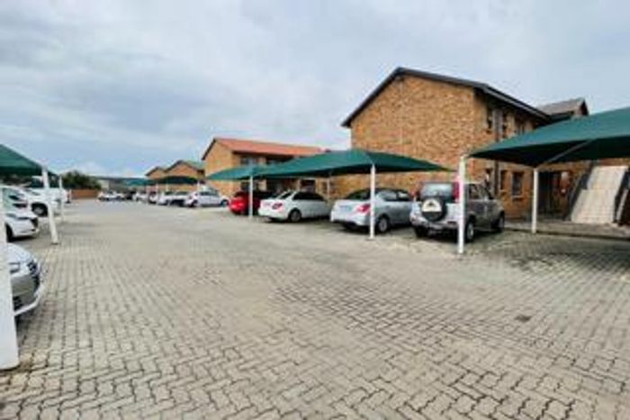 For Sale: Apartment in Witfield, 2 beds, secure access, parking, near amenities.