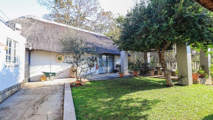 White River AH Small Holding For Sale: 3 beds, rental potential, fruit trees, workshop.