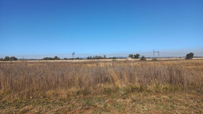 Vacant Land Residential For Sale in Meyerton Central, 1-hectare near R59 highway.