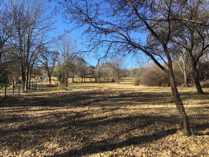Vacant Land Residential For Sale in Maselspoort with riverfront access and outdoor potential.