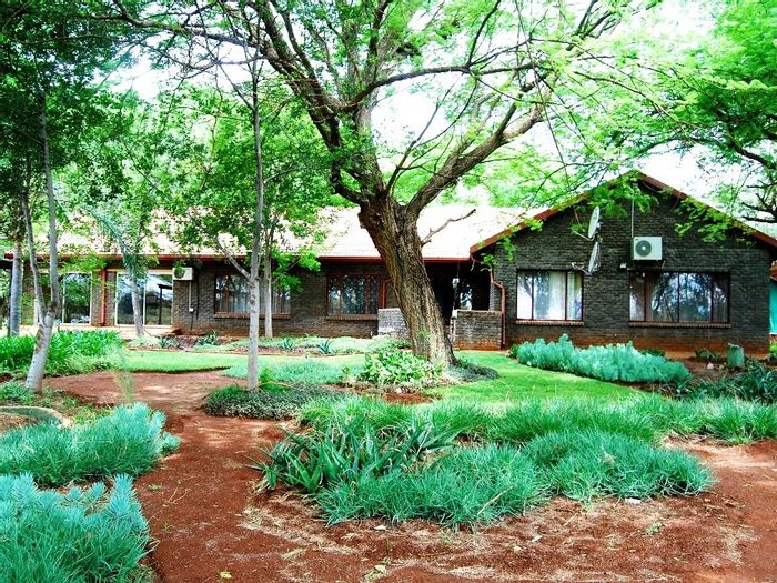 Northam Central House For Sale: 7 bedrooms, rental income, self-sufficient smallholding.