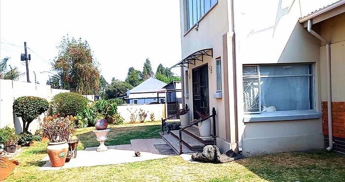 For Sale: Spacious 5-bedroom house in Primrose East with entertainment area and braai room.