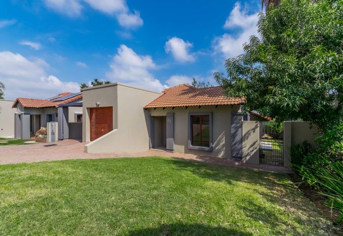 Modern 2-Bedroom House for Sale in Kyalami Hills with Private Garden and Garage!