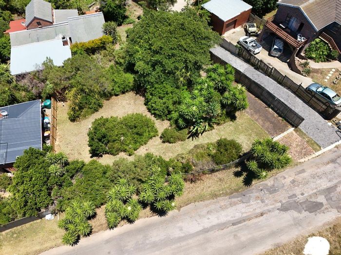 Vacant Land Residential For Sale in Noorsekloof, 574 m² near beaches and amenities.