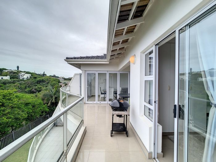 Flat for Sale in Shakas Rock: 4 Bedrooms, Ocean Views, Communal Pool, Garage.