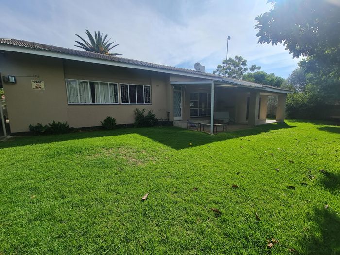 3-Bedroom House To Rent in Sasolburg Central with patio, aircon, and security features.