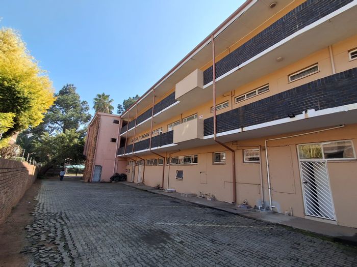 For Sale: Flat in Three Rivers with spacious lounge, kitchen, and parking.