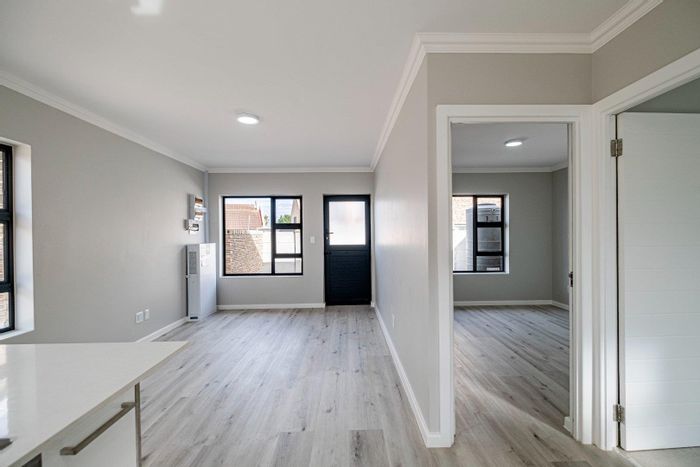 C Place Townhouse For Sale: 1 bed, private courtyard, eco-friendly features, secure living.