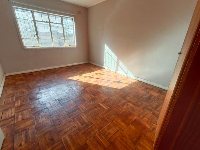 Vanderbijlpark Cw 1 House For Sale: 3 Bedrooms, Solar, Electric Fencing, Spacious Living.