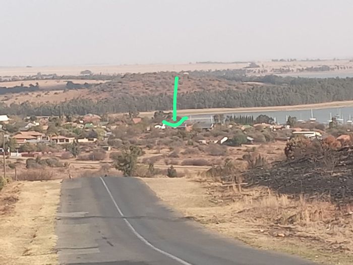 Vaal Marina Central: 1000m2 vacant residential land for sale near Vaal Dam.