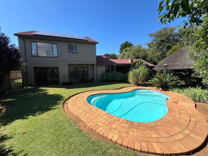 For Sale: 4-Bedroom House in Brakpan North with Pool, Lapa, and Backup Power.