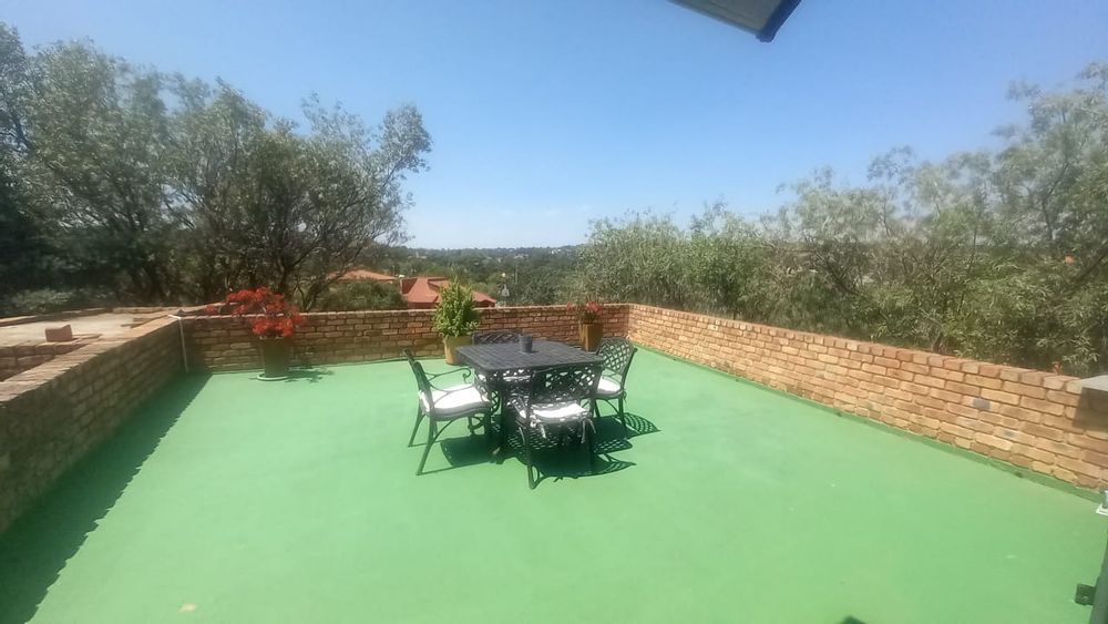 Entertainers' patio
