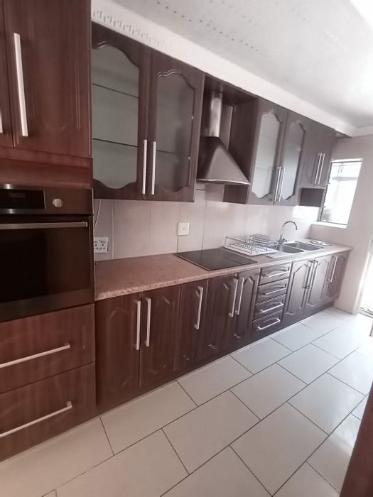 For Sale: 3-Bedroom Townhouse in Sasolburg Central with private garden and garage.