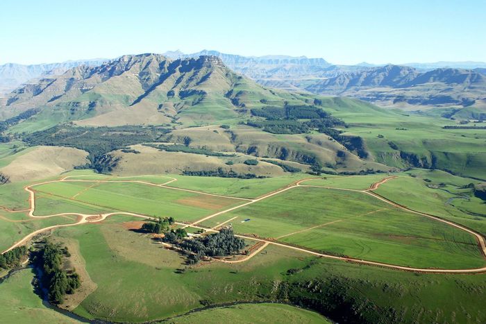 Vacant Land Residential in Underberg Central, For Sale: 2,500 sq. meters, outdoor activities.