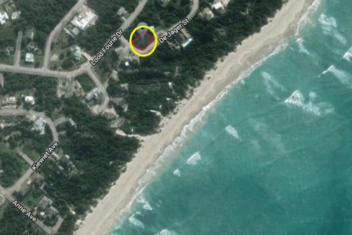 Vacant Land Residential For Sale in Paradise Beach, close to beach and nature.