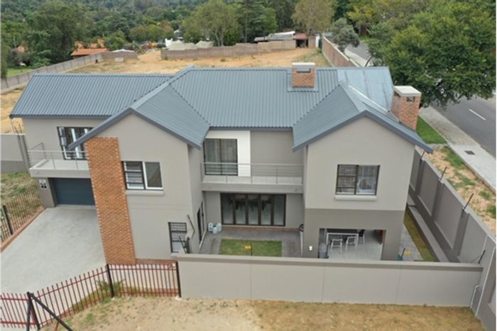 For Sale: Bryanston East house with solar, cluster living, and no transfer fees.