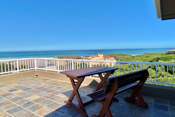 For Sale: House in Paradise Beach with ocean views, balcony, and built-in braai.