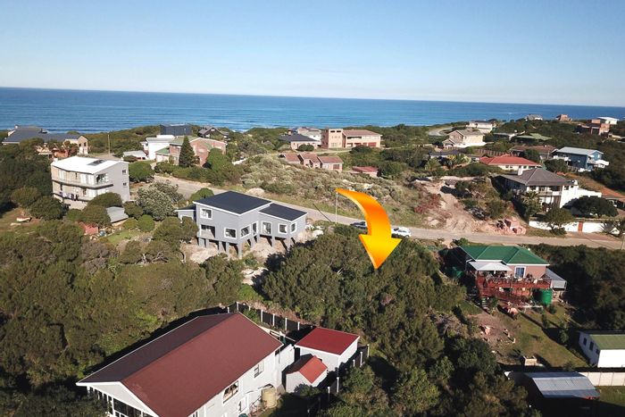 Vacant Land Residential For Sale in Paradise Beach - 804 sqm near beach access.