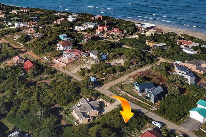 Vacant Land Residential For Sale in Paradise Beach, 632sqm near the beach.