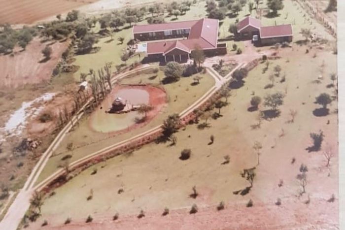 For Sale: Vacant Land Residential in Mnandi, 25.5 hectares with development potential.