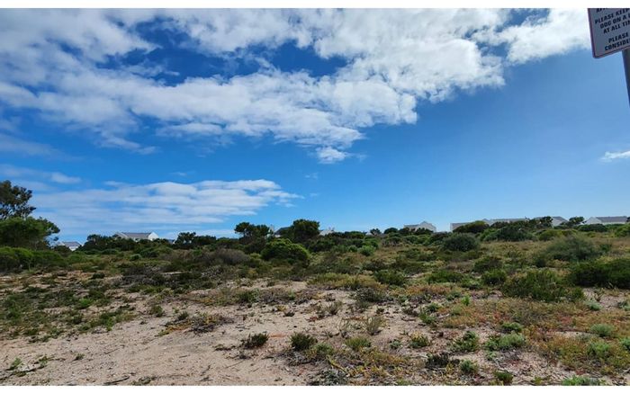 Vacant Land Residential for Sale in Britannia Bay with 400 sqm plot, no timeline.