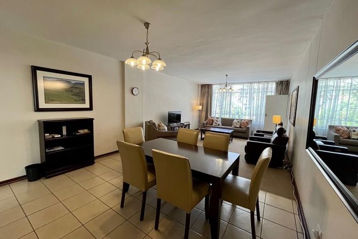 Killarney Apartment For Sale: 1.5 bedrooms, generator, parking, near Killarney Mall.