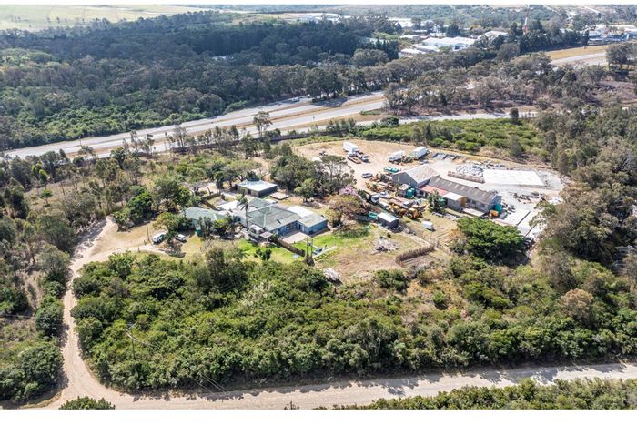Vacant Land Residential in Gonubie For Sale – Includes workshop, dual water supply.