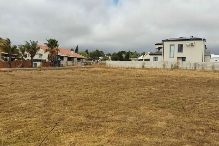 Vacant Land Residential For Sale in Moorreesburg Central with approved building plan.