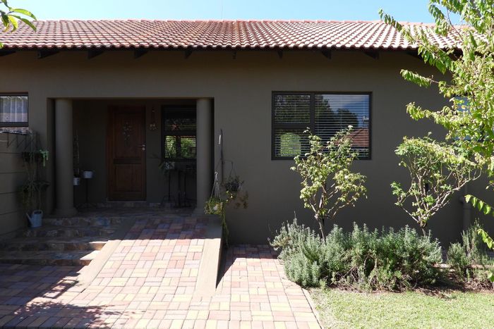 For Sale: Townhouse in Bela Bela Central with garden, solar system, and spacious layout.
