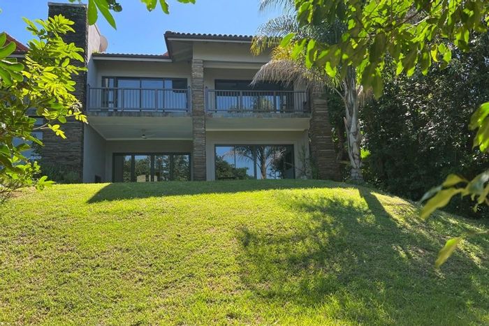 Zimbali Townhouse For Sale: 4 bedrooms, golf course views, double garage, balcony access.