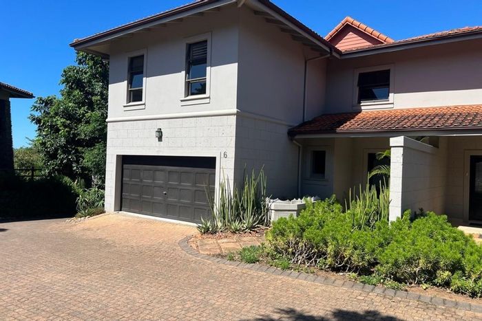 Zimbali Townhouse For Sale: 4 bedrooms, golf course views, double garage, work station.