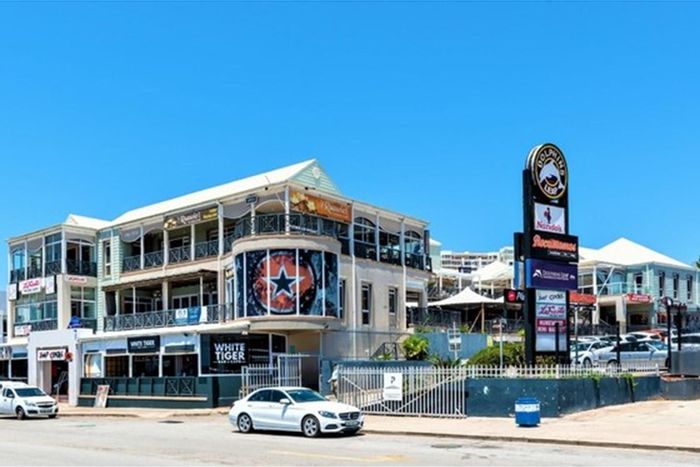 Retail Space To Rent in Humewood: High Visibility, Balcony Seating, Ample Parking.
