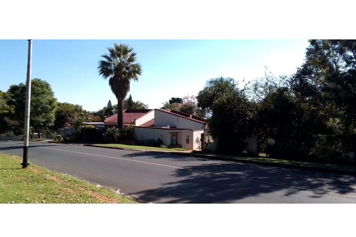 Linden House For Sale: 4 bedrooms, pool, garden, carports, and domestic quarters.