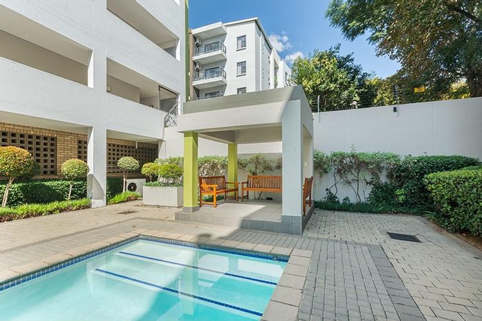 2 Bedroom Apartment For Sale in Rivonia with Pool, Gym, and Secure Parking.