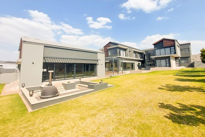 For Sale: House in Midstream Ridge Estate with pool, cinema, gym, and braai zones.