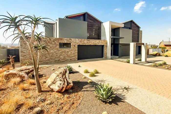 For Sale: House in Midstream Ridge Estate with pool, cinema, gym, and braai zones.