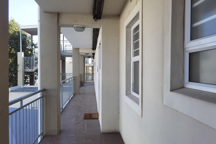 2-Bedroom Apartment For Sale in Stellendale with security, parking, and convenience.