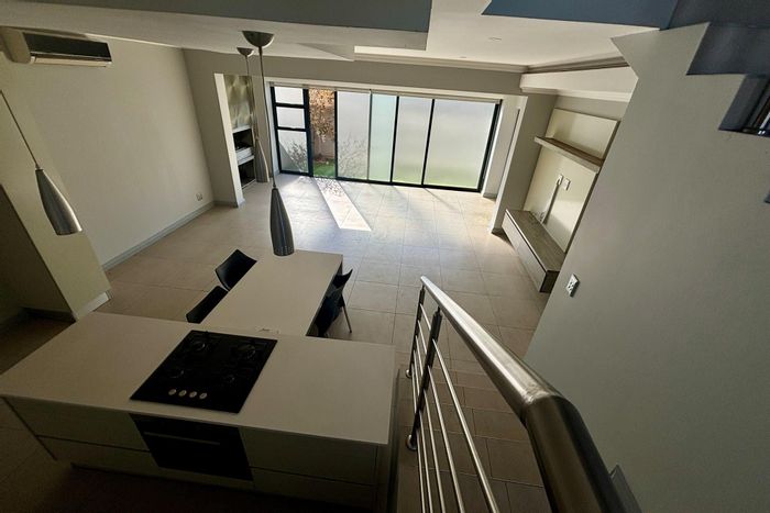 To Rent: Vaalpark Townhouse with 3 bedrooms, garage, solar panels, and fiber internet.