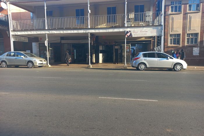 Retail Space For Sale in Pietermaritzburg Central: Prime Location, Ample Parking, High Foot Traffic.