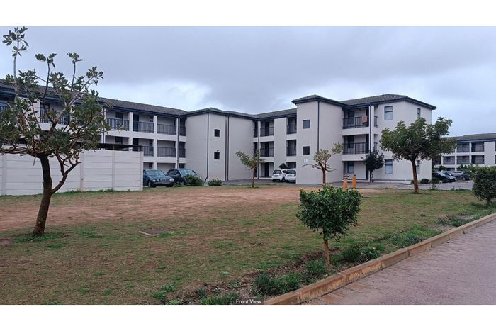 Parklands Apartment For Sale: 2 Bedrooms, Balcony, No Transfer Duty, Covered Parking.