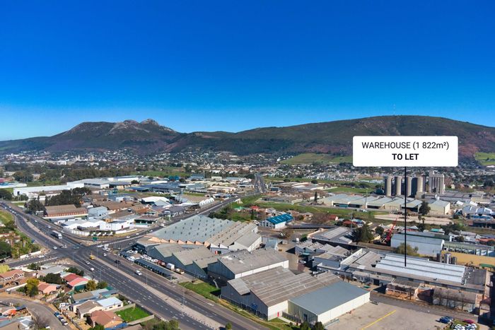 Industrial warehouse to rent in Dal Josafat, featuring 1,822m2 space and security.