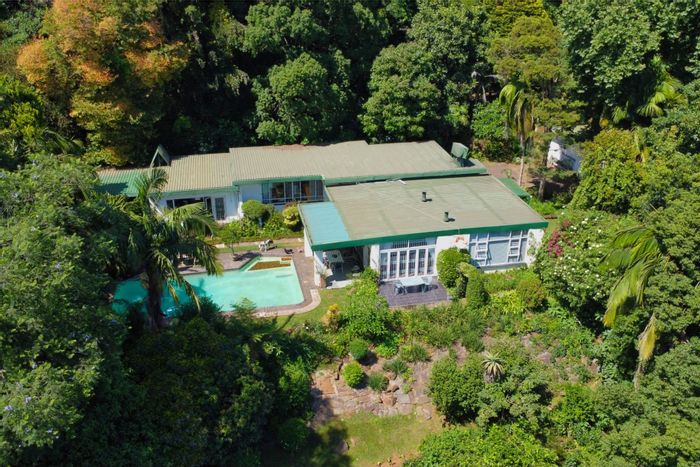 Winterskloof Small Holding For Sale: 1.2 hectares with diverse farming zones and amenities.