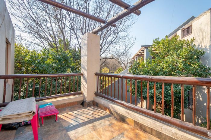 For Sale: Apartment in Jukskei Park with pool, balcony, and pet-friendly amenities.