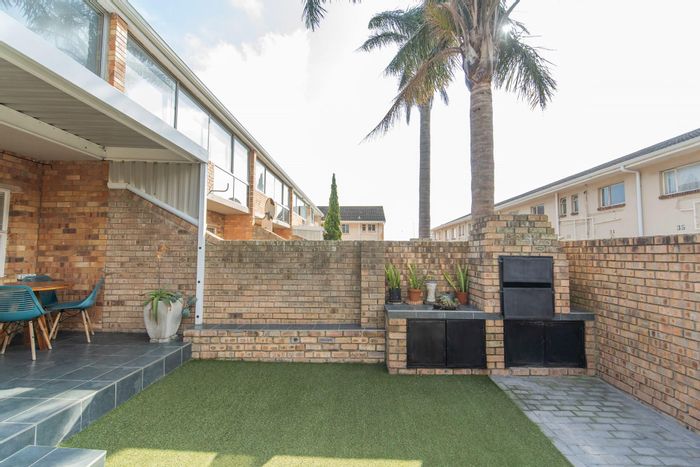 For Sale: Townhouse in Kabega with garden, braai area, and secure complex.